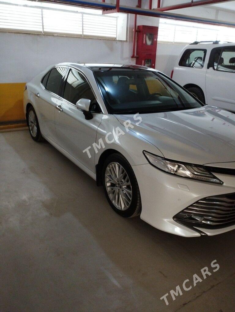 Toyota Camry 2018 - 590 000 TMT - 11 mkr - img 3