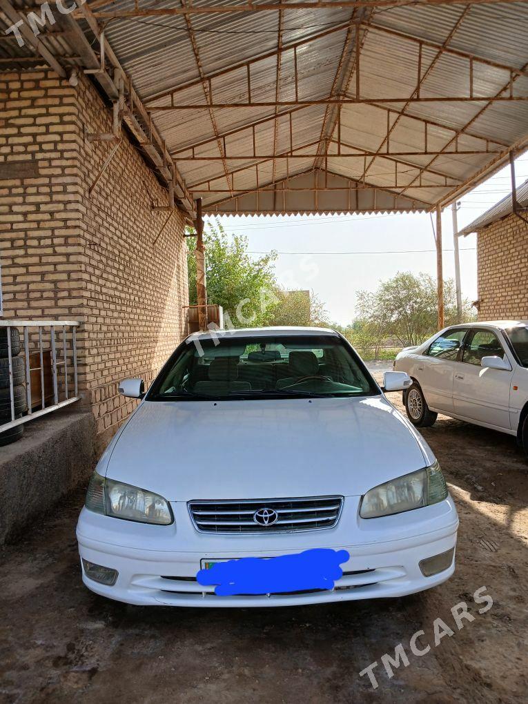 Toyota Camry 2000 - 105 000 TMT - Бабадайхан - img 2