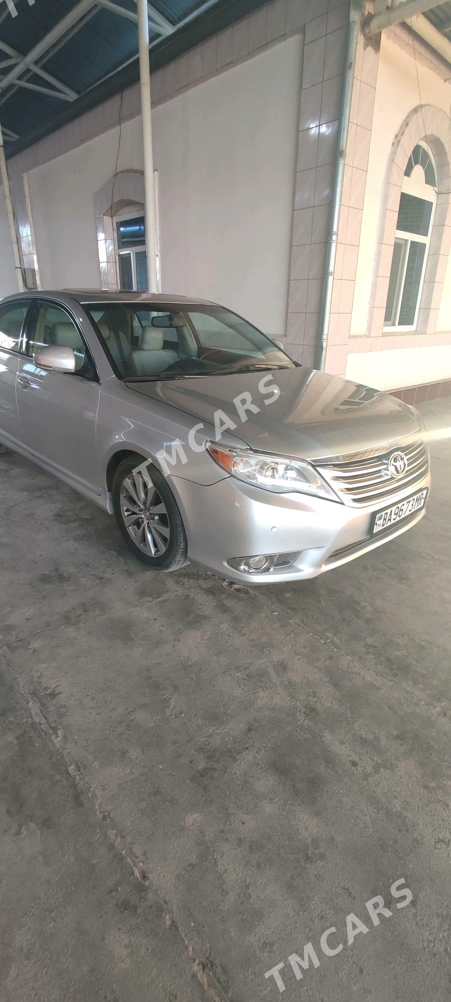 Toyota Avalon 2011 - 250 000 TMT - Мары - img 2