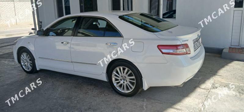 Toyota Camry 2011 - 139 000 TMT - Herrikgala - img 2