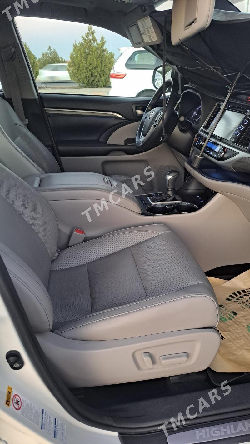 Toyota Highlander 2018 - 505 000 TMT - Ашхабад - img 10