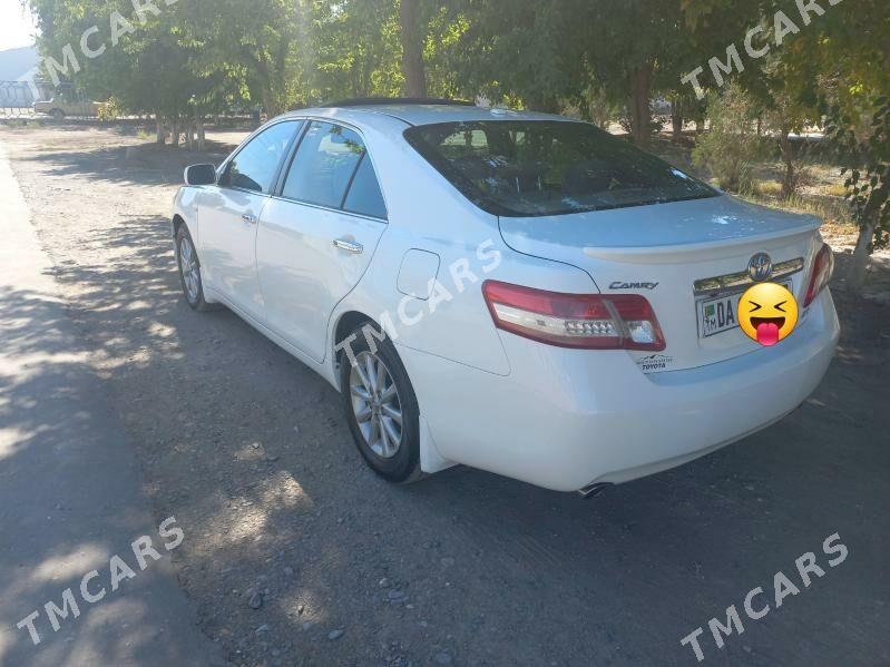 Toyota Camry 2011 - 215 000 TMT - Дашогуз - img 3