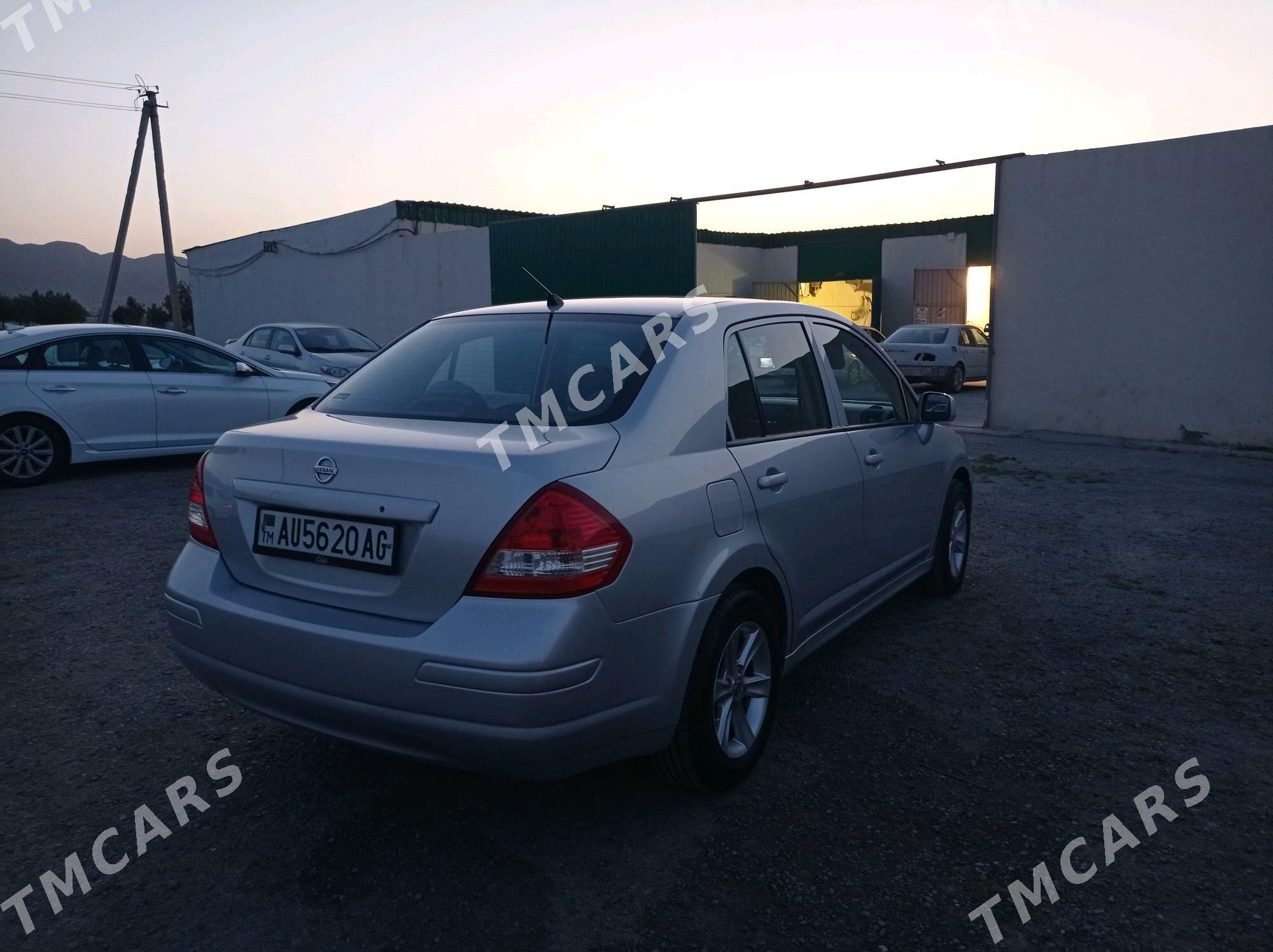 Nissan Versa 2010 - 125 000 TMT - Aşgabat - img 9