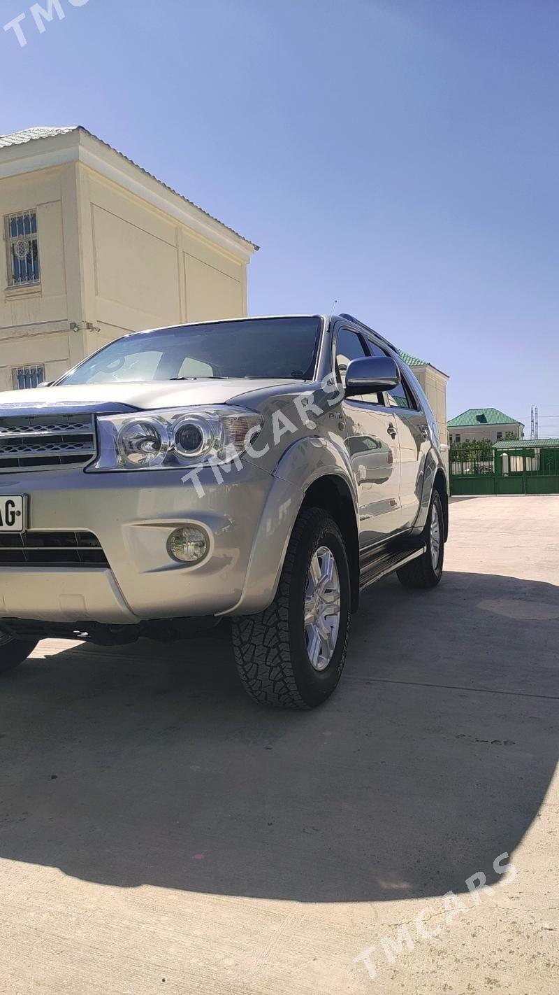 Toyota Fortuner 2008 - 195 000 TMT - Aşgabat - img 2