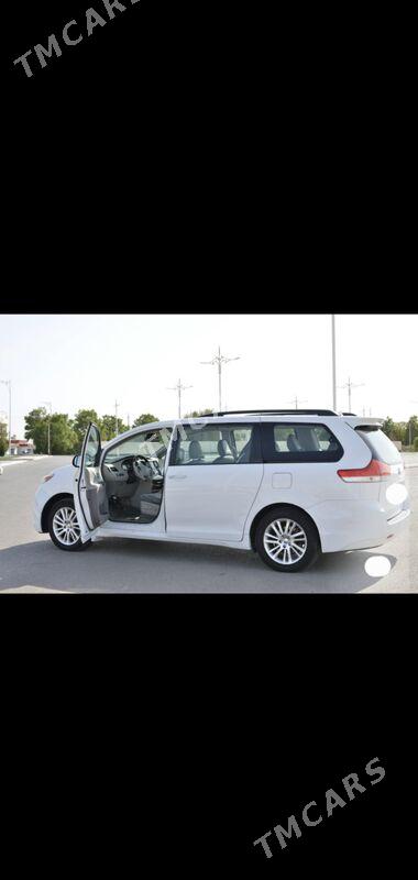 Toyota Sienna 2011 - 280 000 TMT - Aşgabat - img 2