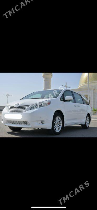 Toyota Sienna 2011 - 280 000 TMT - Ашхабад - img 4