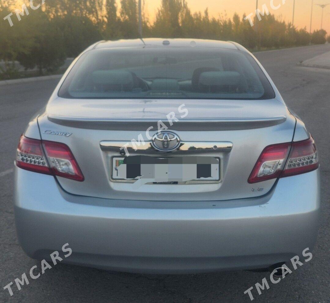 Toyota Camry 2010 - 170 000 TMT - Дашогуз - img 4