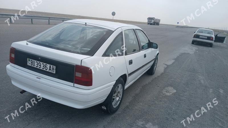 Opel Vectra 1992 - 35 000 TMT - Kaka - img 2