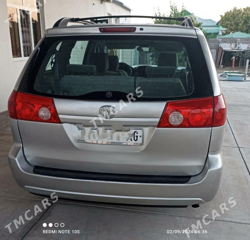 Toyota Sienna 2006 - 190 000 TMT - Кипджак - img 4