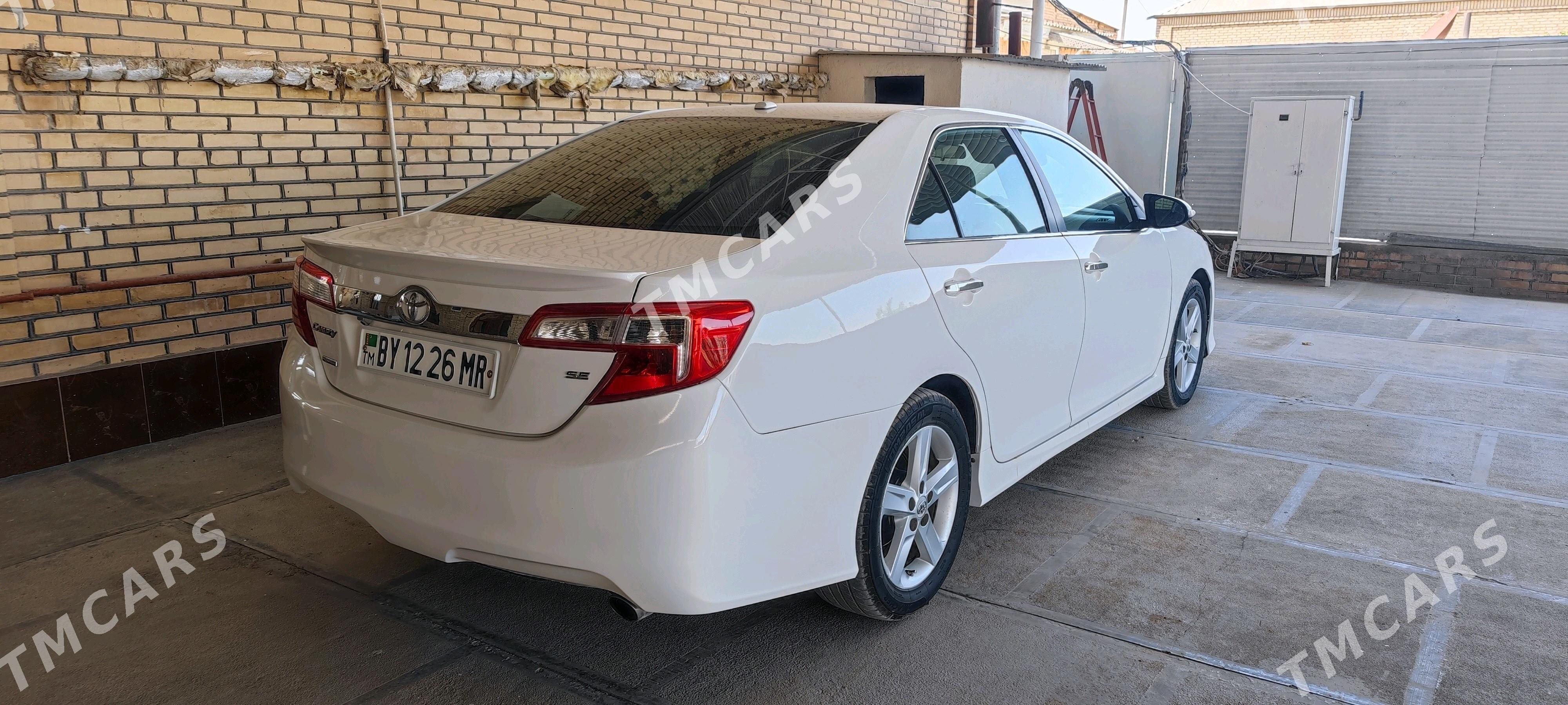 Toyota Camry 2013 - 180 000 TMT - Мургап - img 4