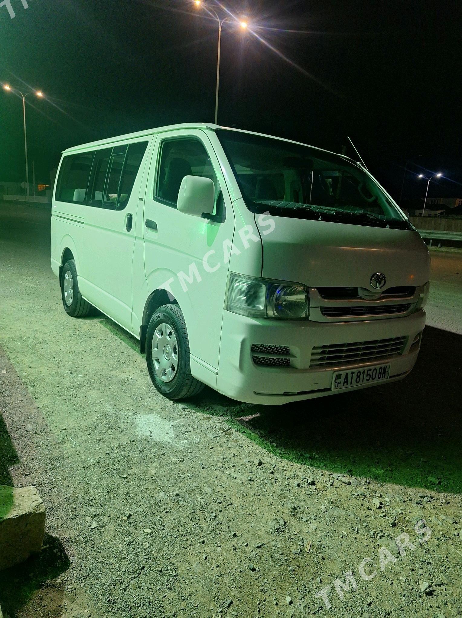 Toyota Hiace 2008 - 290 000 TMT - Türkmenbaşy - img 4