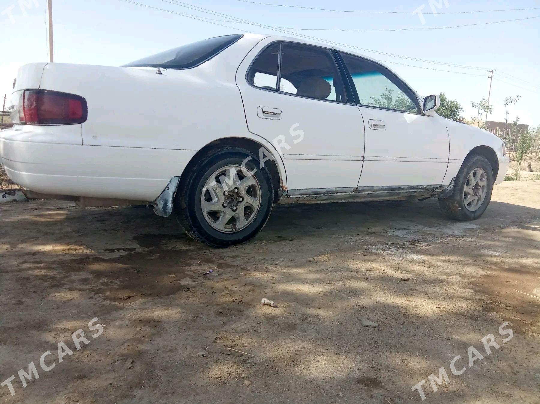 Toyota Camry 1995 - 70 000 TMT - Türkmenbaşy etr. - img 2