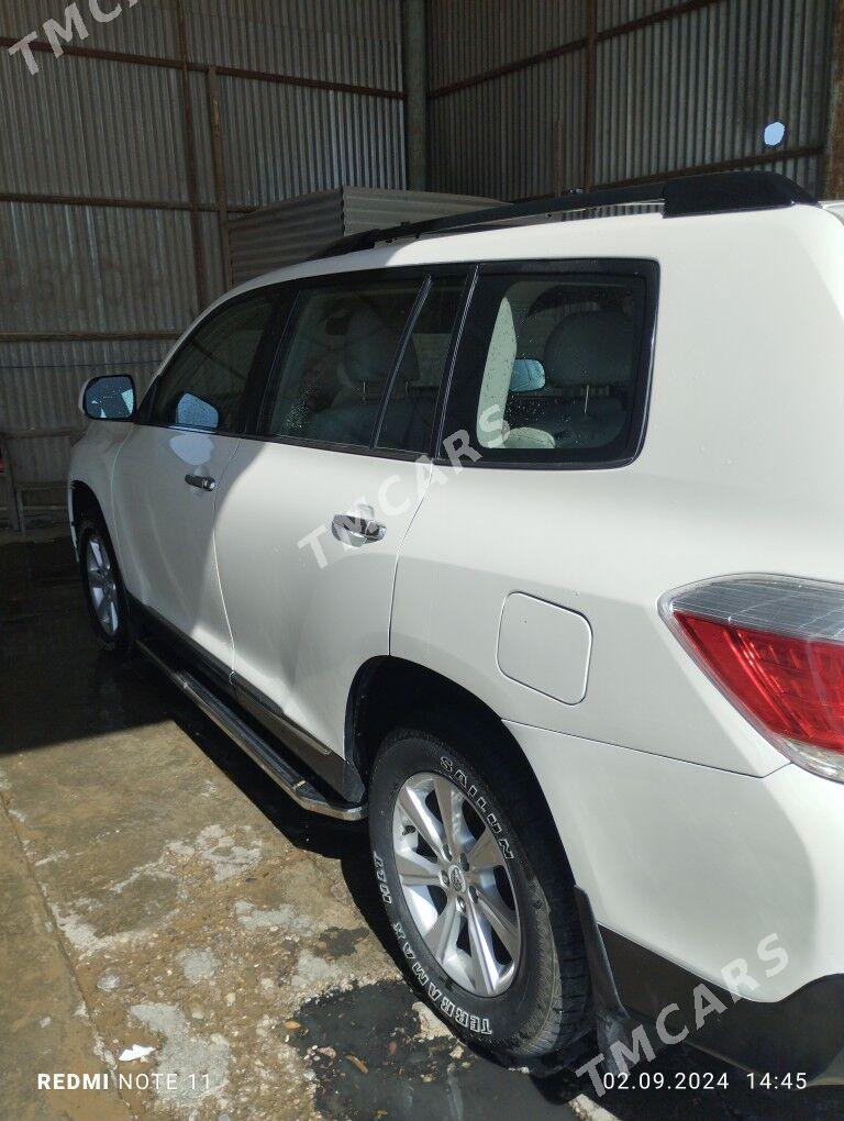 Toyota Highlander 2011 - 300 000 TMT - Mary - img 2