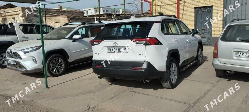 Toyota RAV4 2020 - 430 000 TMT - Мары - img 5