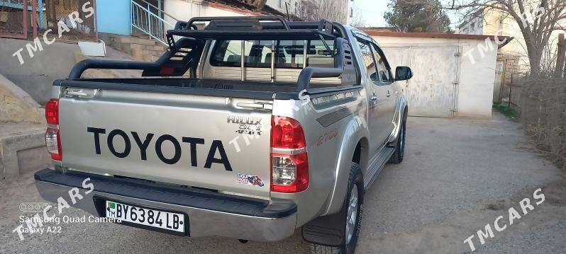 Toyota Hilux 2013 - 350 000 TMT - Magdanly - img 3