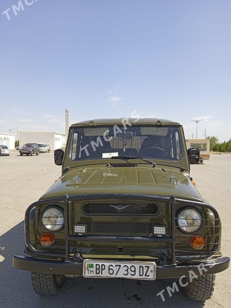 UAZ 469 2001 - 40 000 TMT - Губадаг - img 6