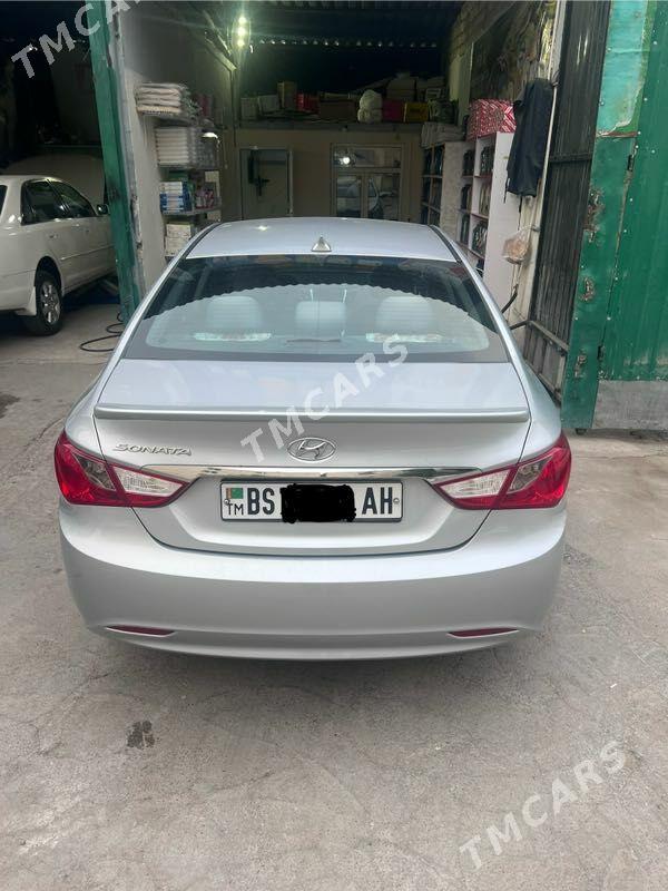 Hyundai Sonata 2013 - 135 000 TMT - 6 мкр - img 4