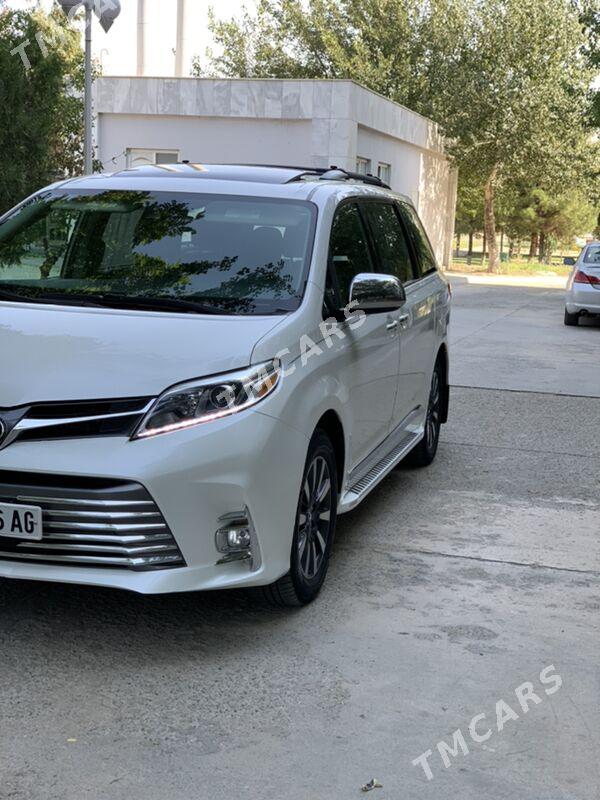 Toyota Sienna 2019 - 520 000 TMT - Ашхабад - img 5