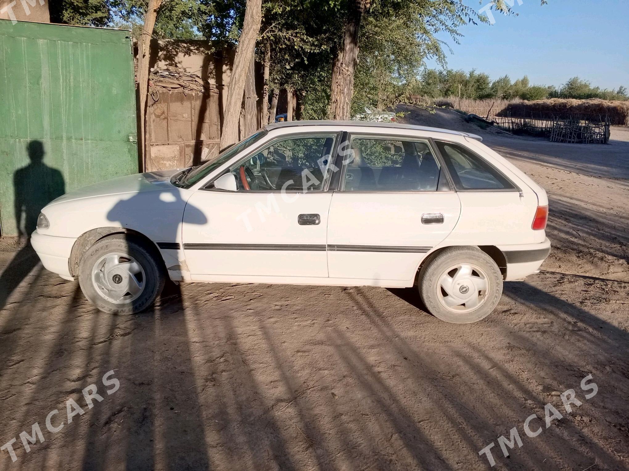 Opel Astra 1994 - 40 000 TMT - етр. Туркменбаши - img 2