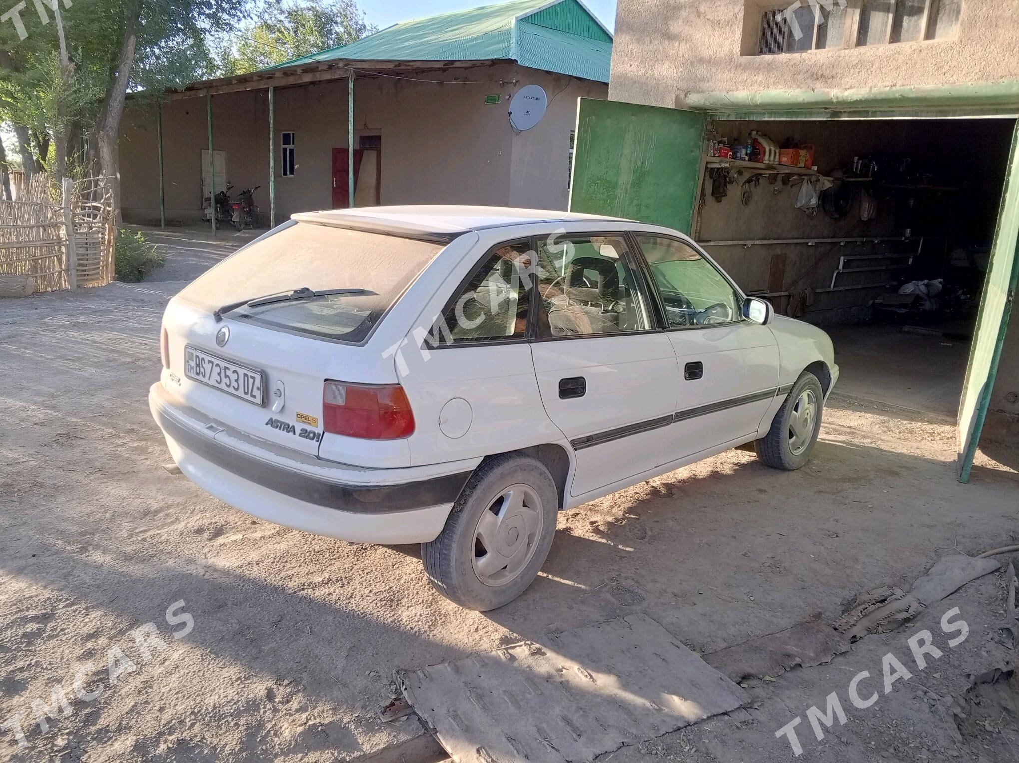 Opel Astra 1994 - 40 000 TMT - Türkmenbaşy etr. - img 4