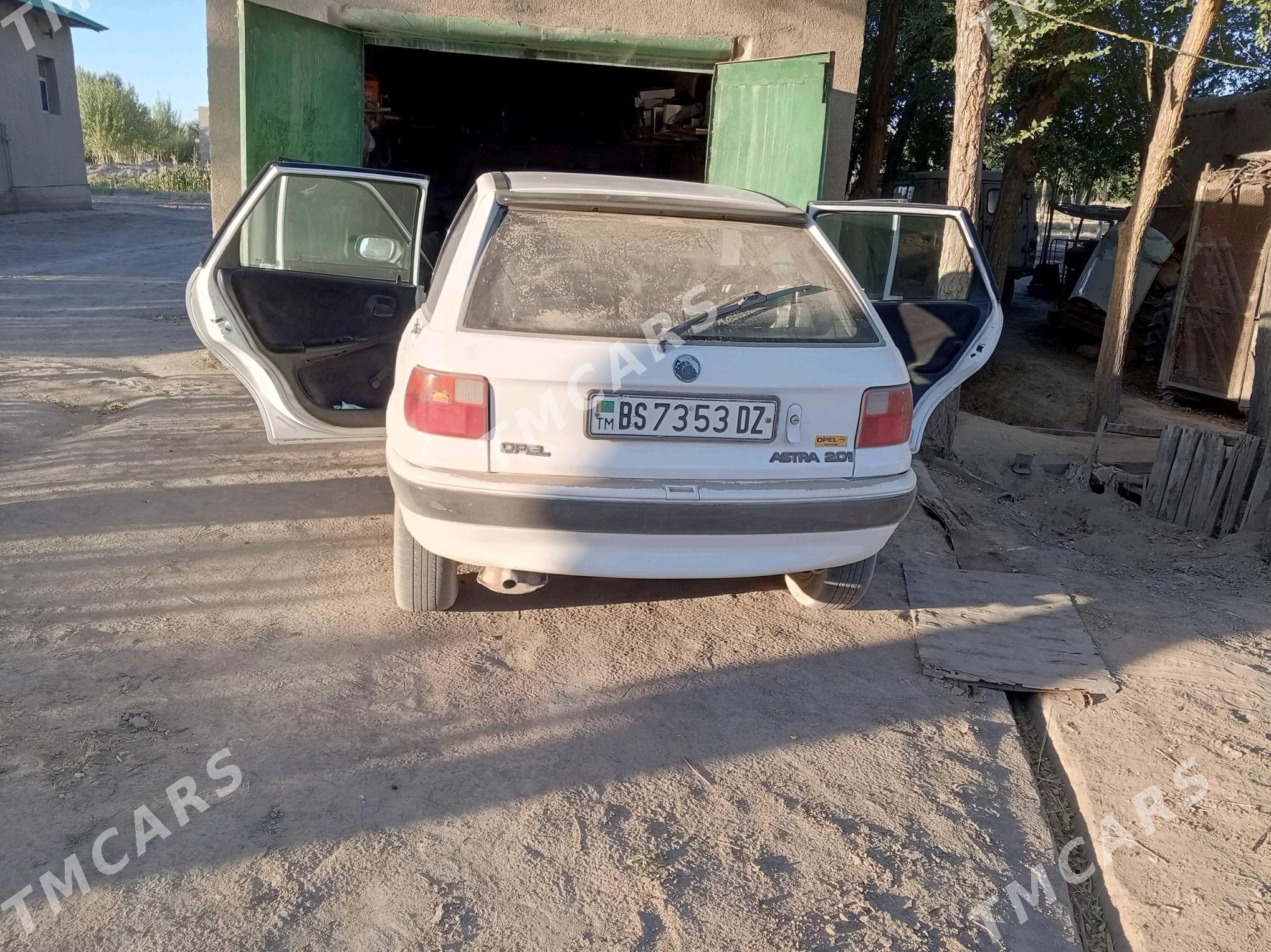 Opel Astra 1994 - 40 000 TMT - Türkmenbaşy etr. - img 6