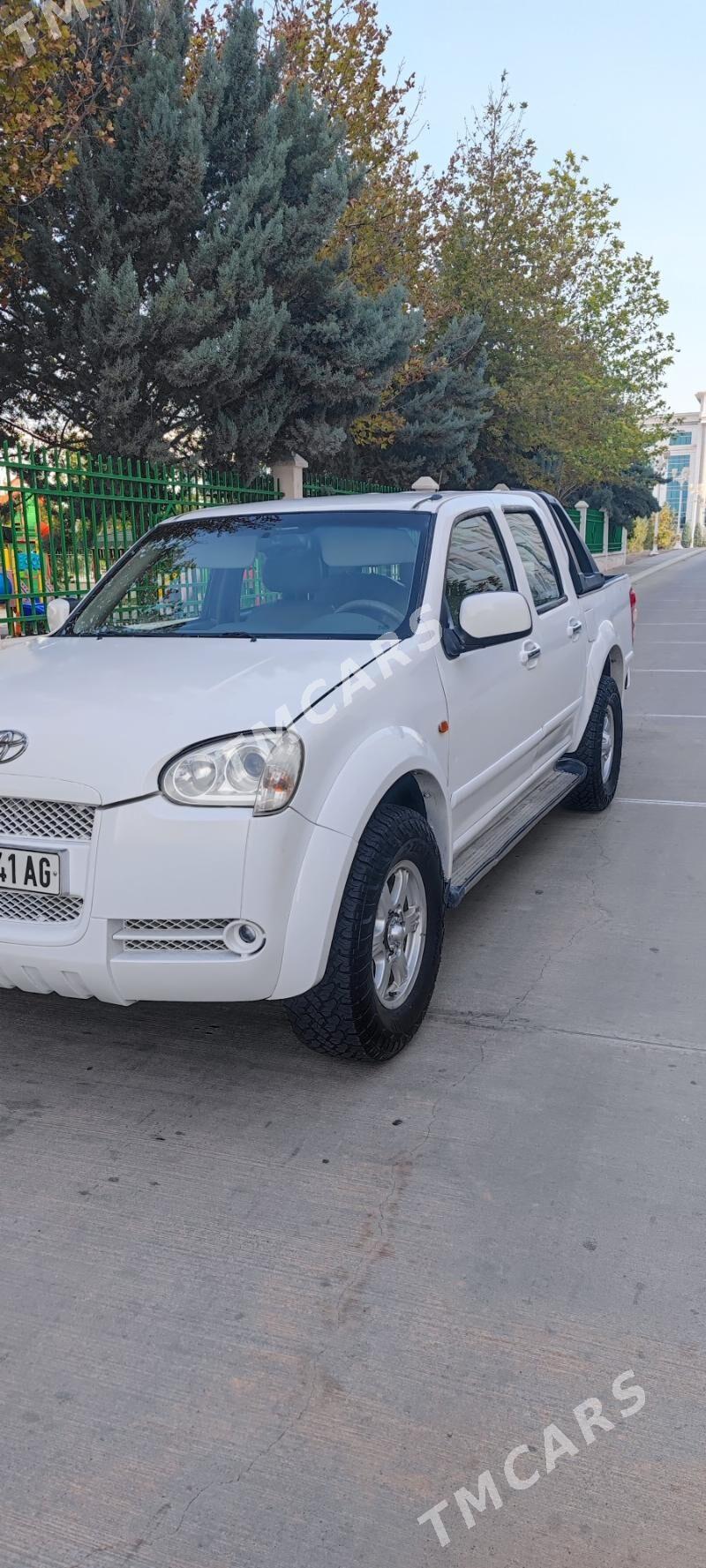 Toyota Hilux 2012 - 110 000 TMT - Aşgabat - img 2