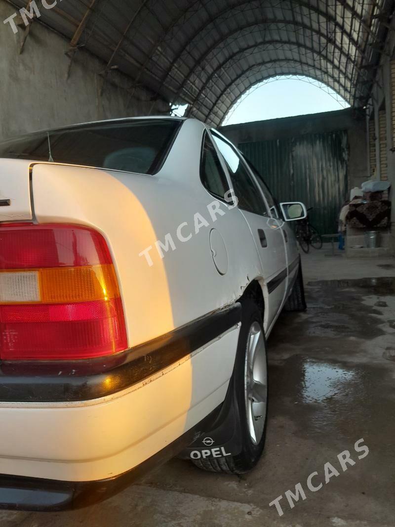 Opel Vectra 1992 - 30 000 TMT - Кёнеургенч - img 4