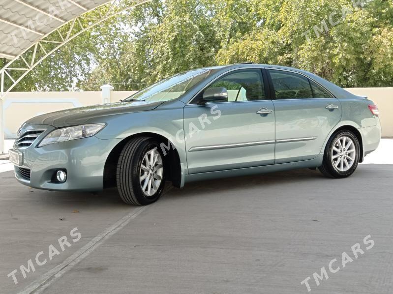 Toyota Camry 2010 - 195 000 TMT - Байрамали - img 3