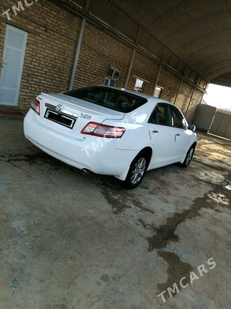 Toyota Camry 2010 - 160 000 TMT - Теджен - img 4