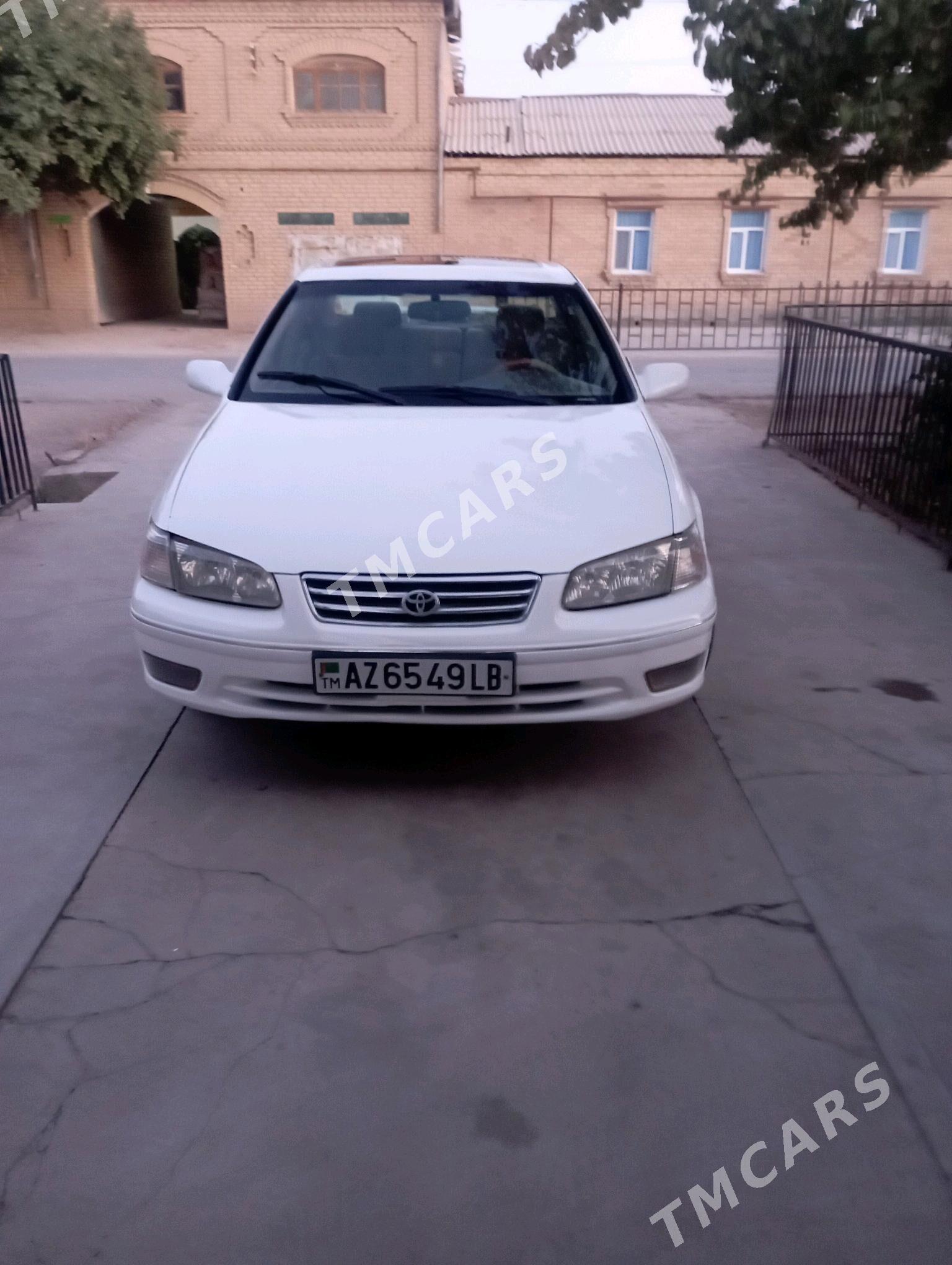 Toyota Camry 1999 - 103 000 TMT - Garabekewül - img 3