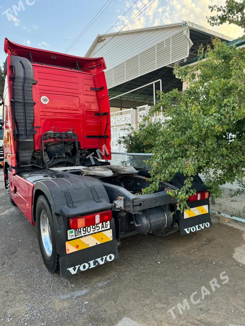 Volvo FH12 2004 - 700 000 TMT - Aşgabat - img 3