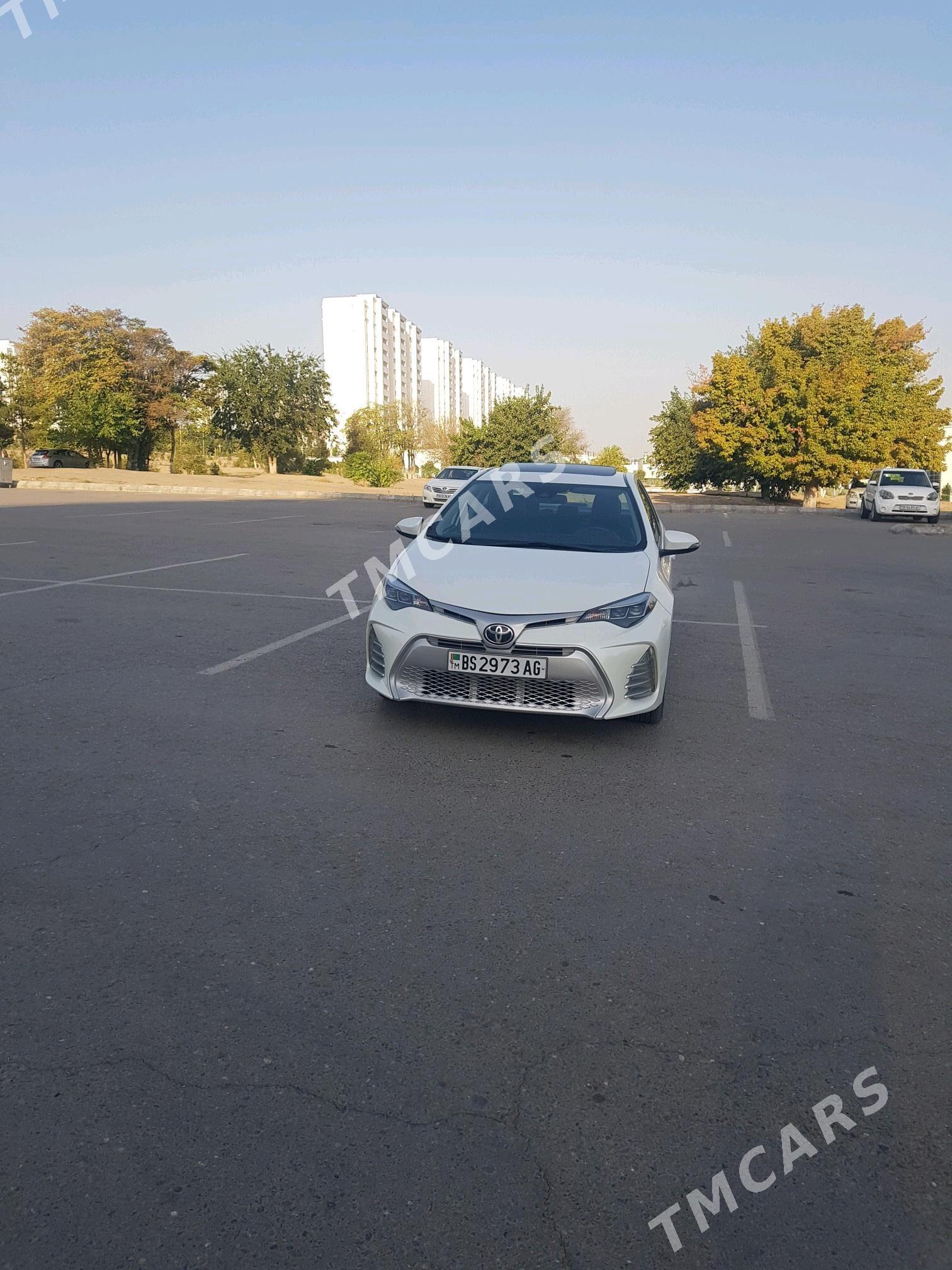 Toyota Corolla 2018 - 225 000 TMT - Parahat 7 - img 2