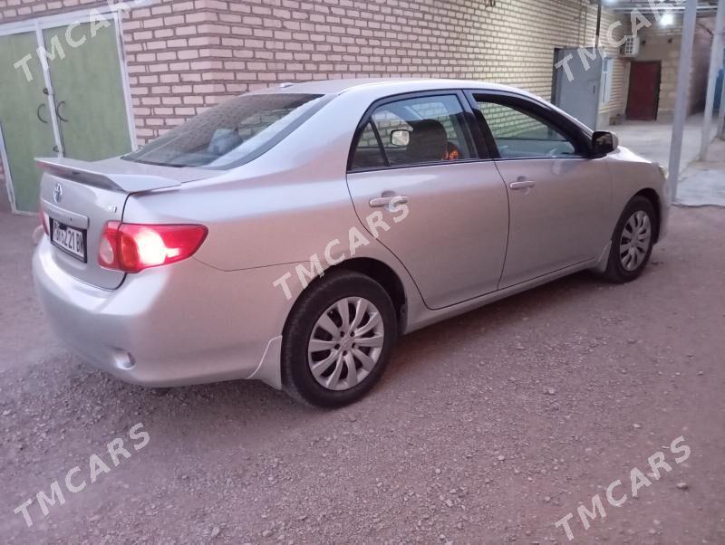 Toyota Corolla 2010 - 115 000 TMT - Гумдаг - img 3