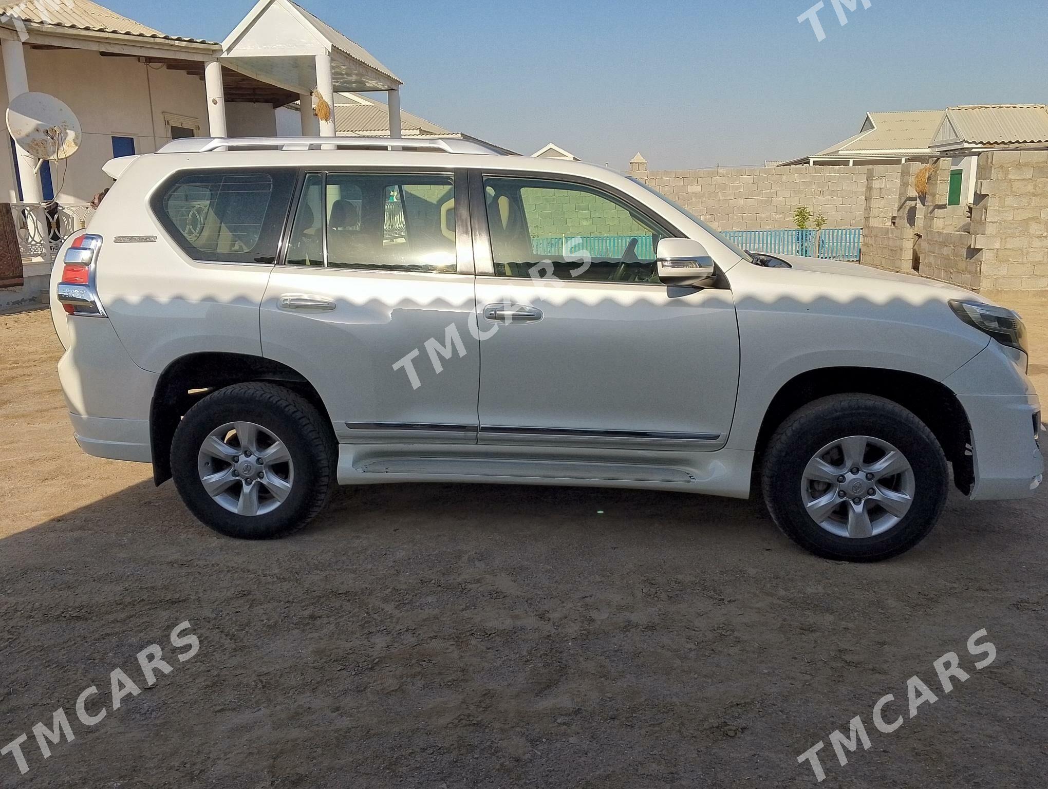 Toyota Land Cruiser Prado 2016 - 700 000 TMT - Esenguly - img 7