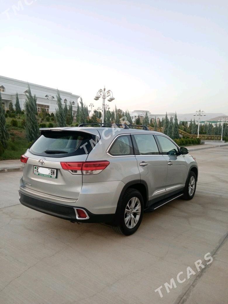 Toyota Highlander 2019 - 455 000 TMT - Балканабат - img 3