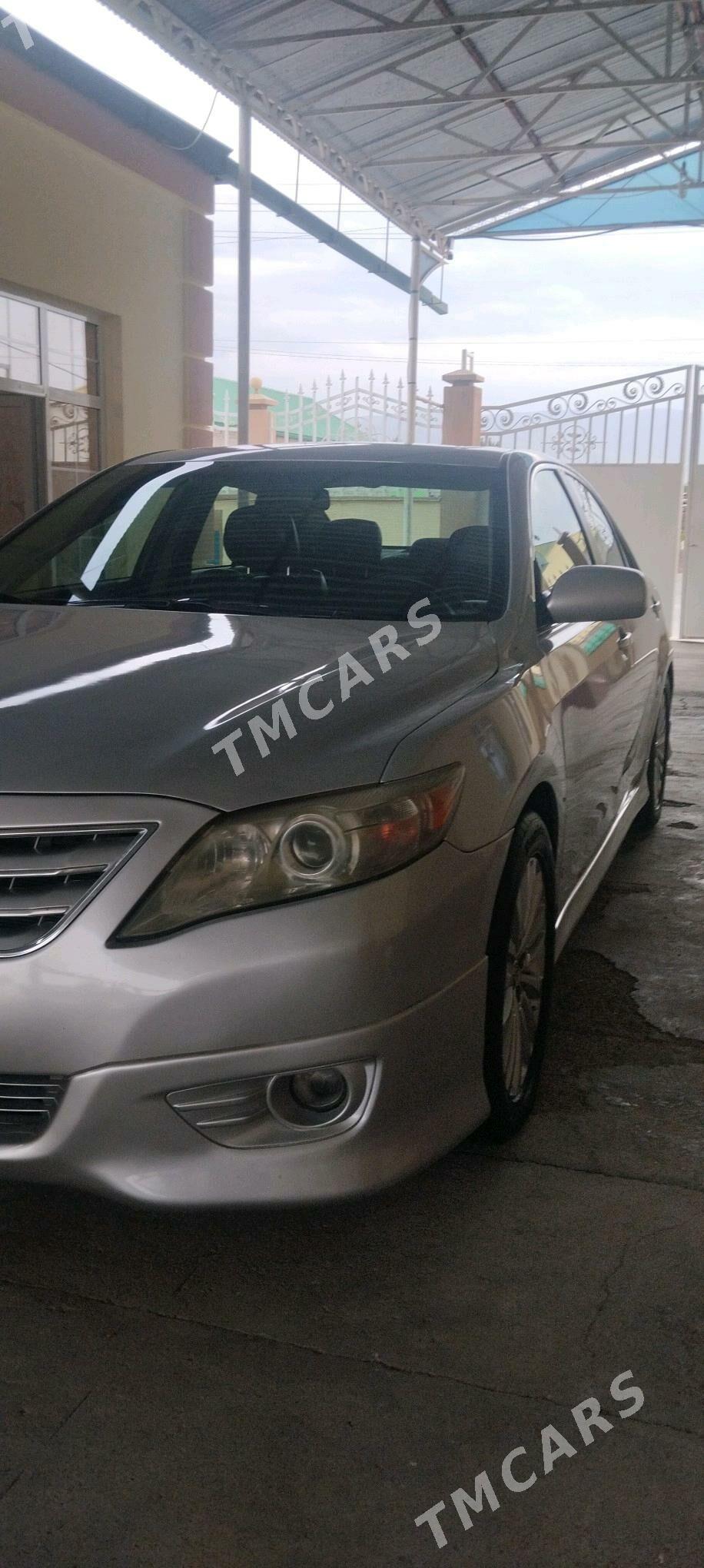 Toyota Camry 2011 - 185 000 TMT - Ашхабад - img 2