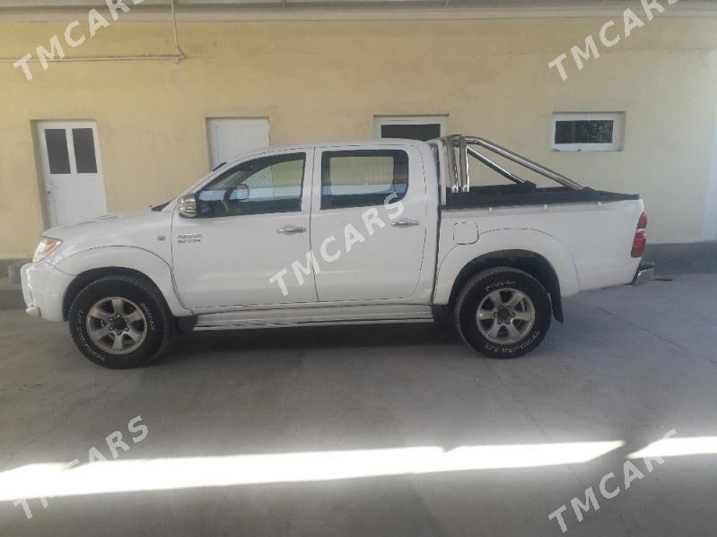 Toyota Hilux 2008 - 220 000 TMT - Гёкдепе - img 5