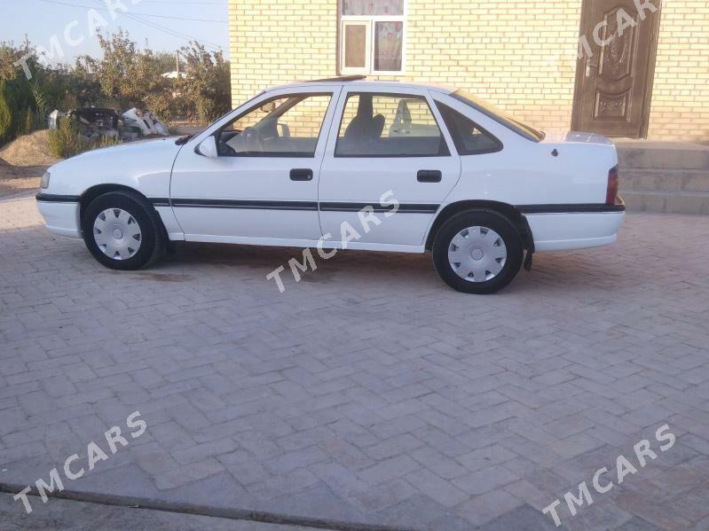 Opel Vectra 1993 - 27 000 TMT - Байрамали - img 2