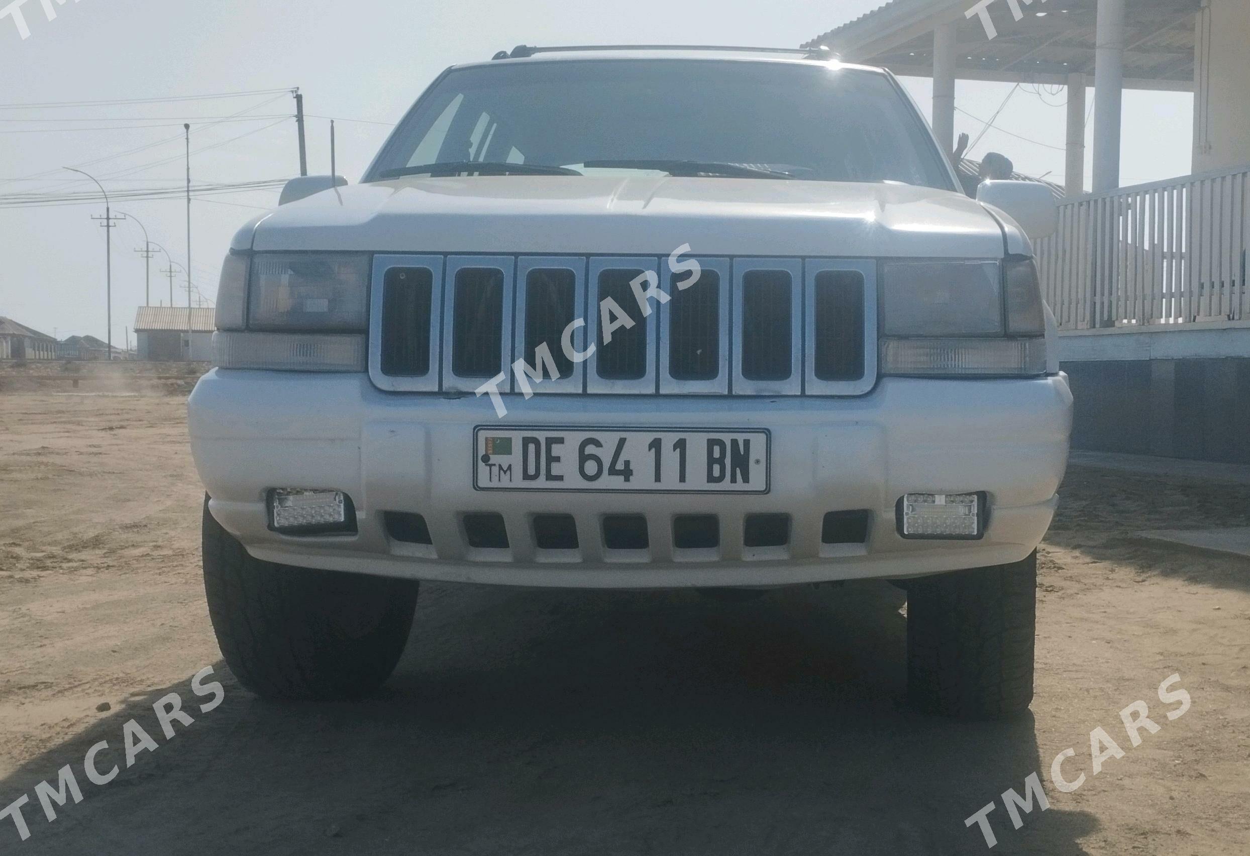 Jeep Grand Cherokee 1995 - 47 000 TMT - Эсенгулы - img 4