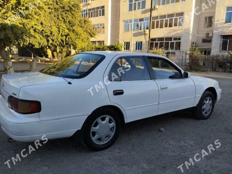 Toyota Camry 1994 - 70 000 TMT - Türkmenabat - img 2