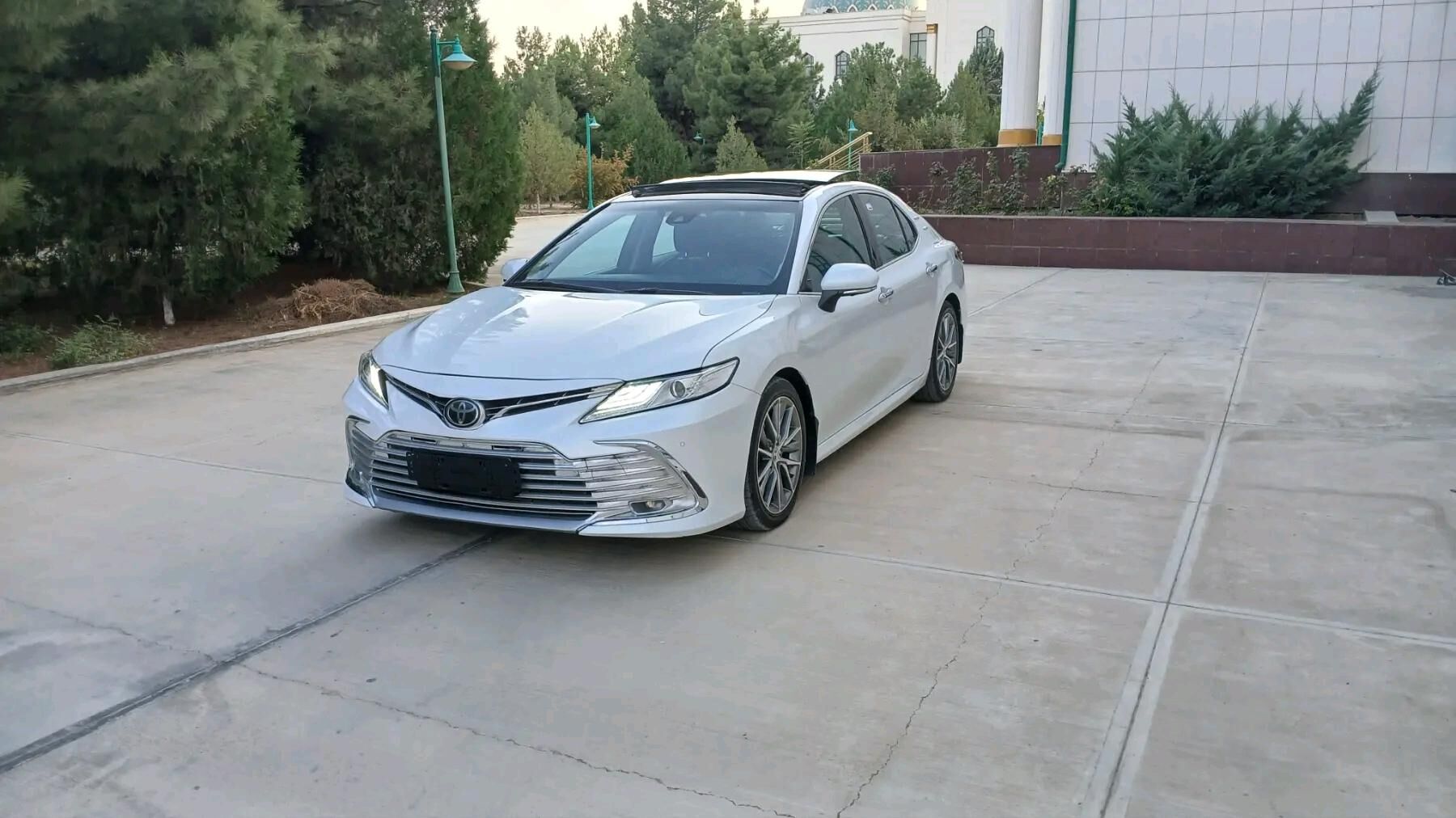 Toyota Camry 2020 - 459 999 TMT - Aşgabat - img 2