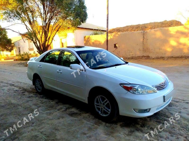 Toyota Camry 2002 - 125 000 TMT - Gurbansoltan Eje - img 4