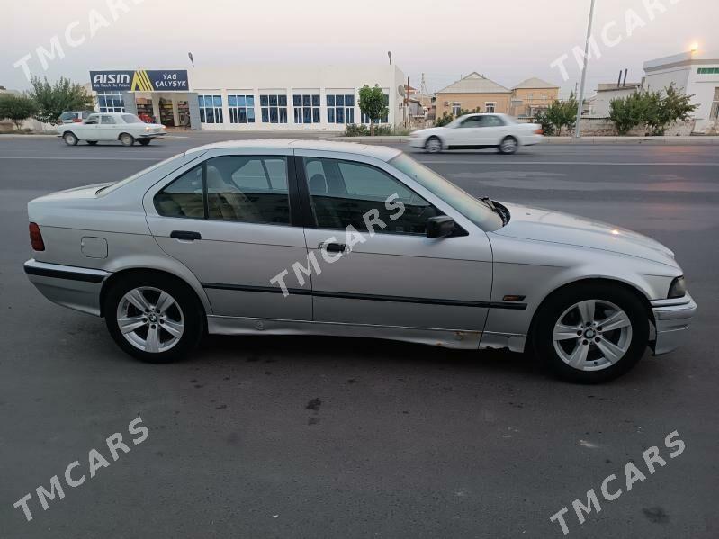 BMW 320 1992 - 27 000 TMT - Мары - img 4