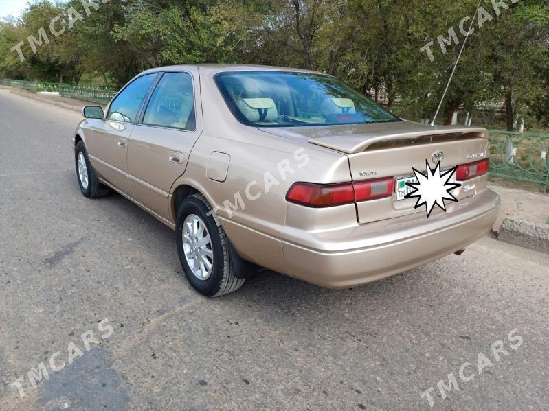 Toyota Camry 1999 - 115 000 TMT - Köneürgenç - img 3