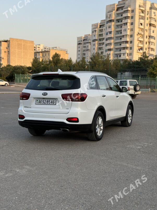 Kia Sorento 2019 - 292 000 TMT - Ашхабад - img 2