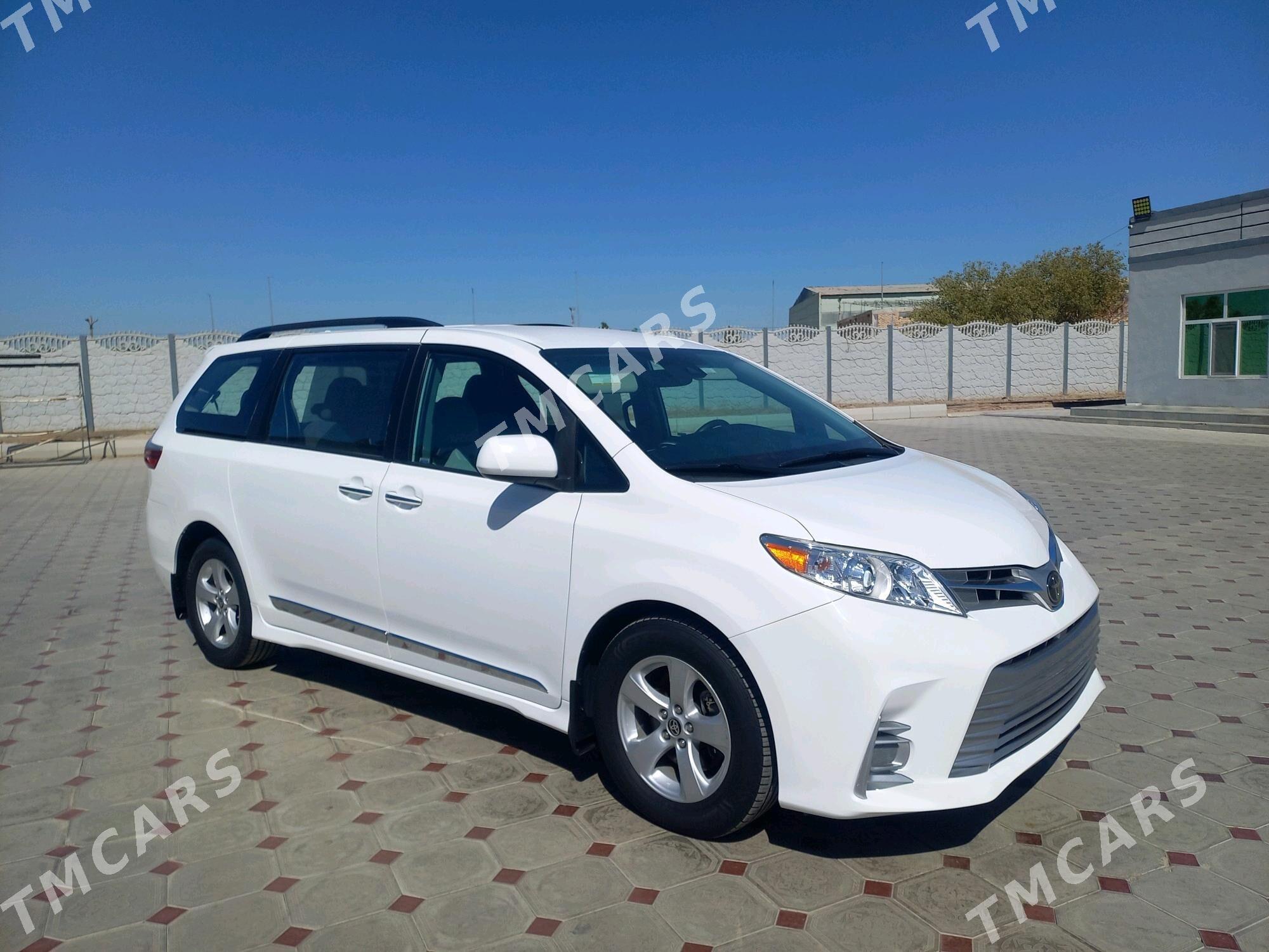 Toyota Sienna 2020 - 445 000 TMT - Мары - img 9