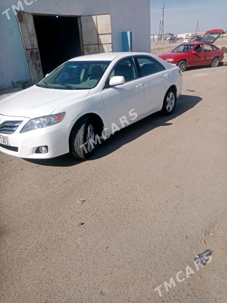 Toyota Camry 2009 - 130 000 TMT - Гурбансолтан Едже - img 2