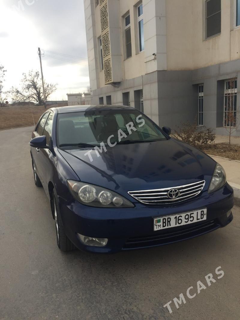 Toyota Camry 2003 - 160 000 TMT - Саят - img 8