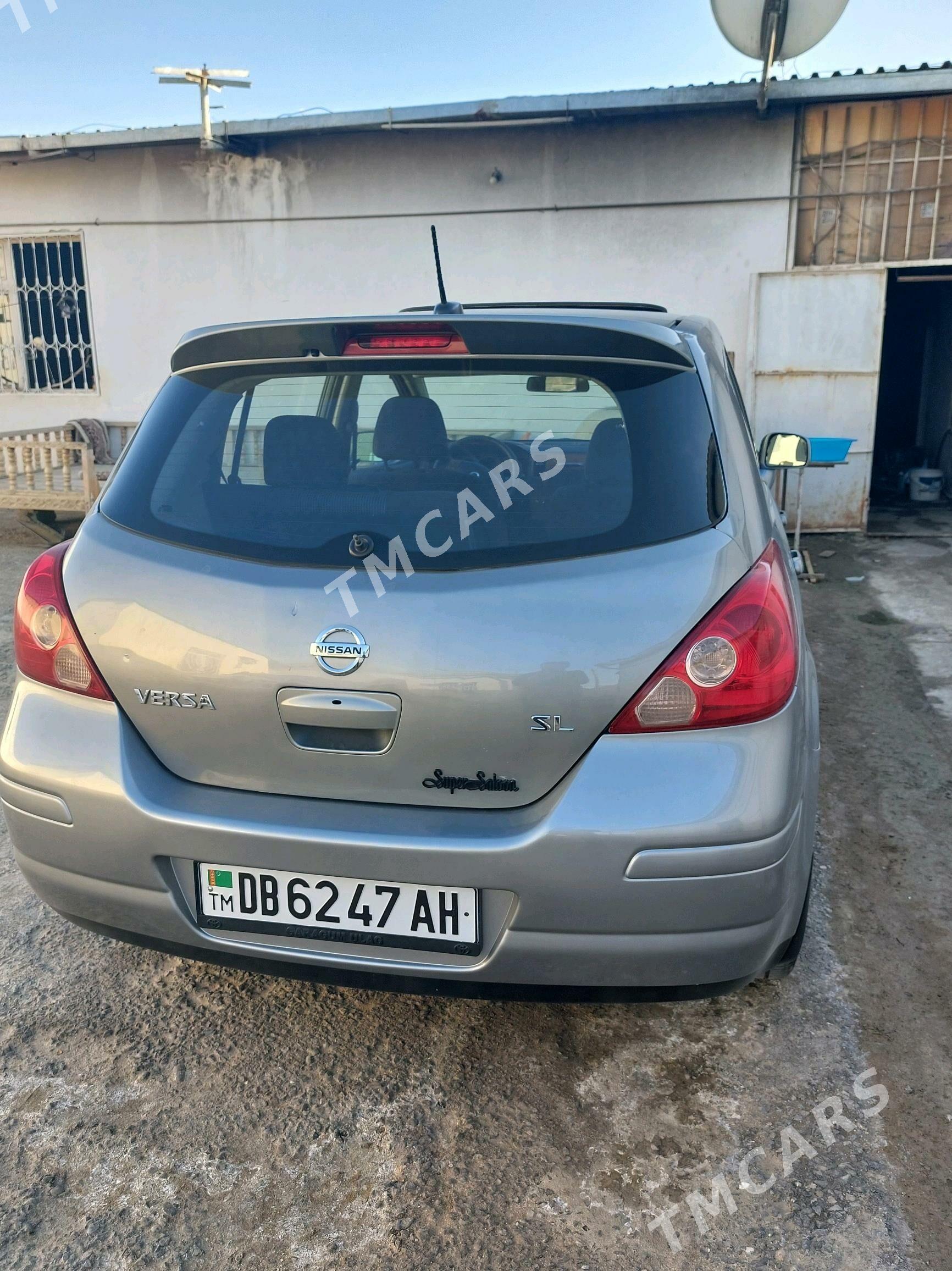 Nissan Versa 2010 - 88 000 TMT - Çoganly - img 4