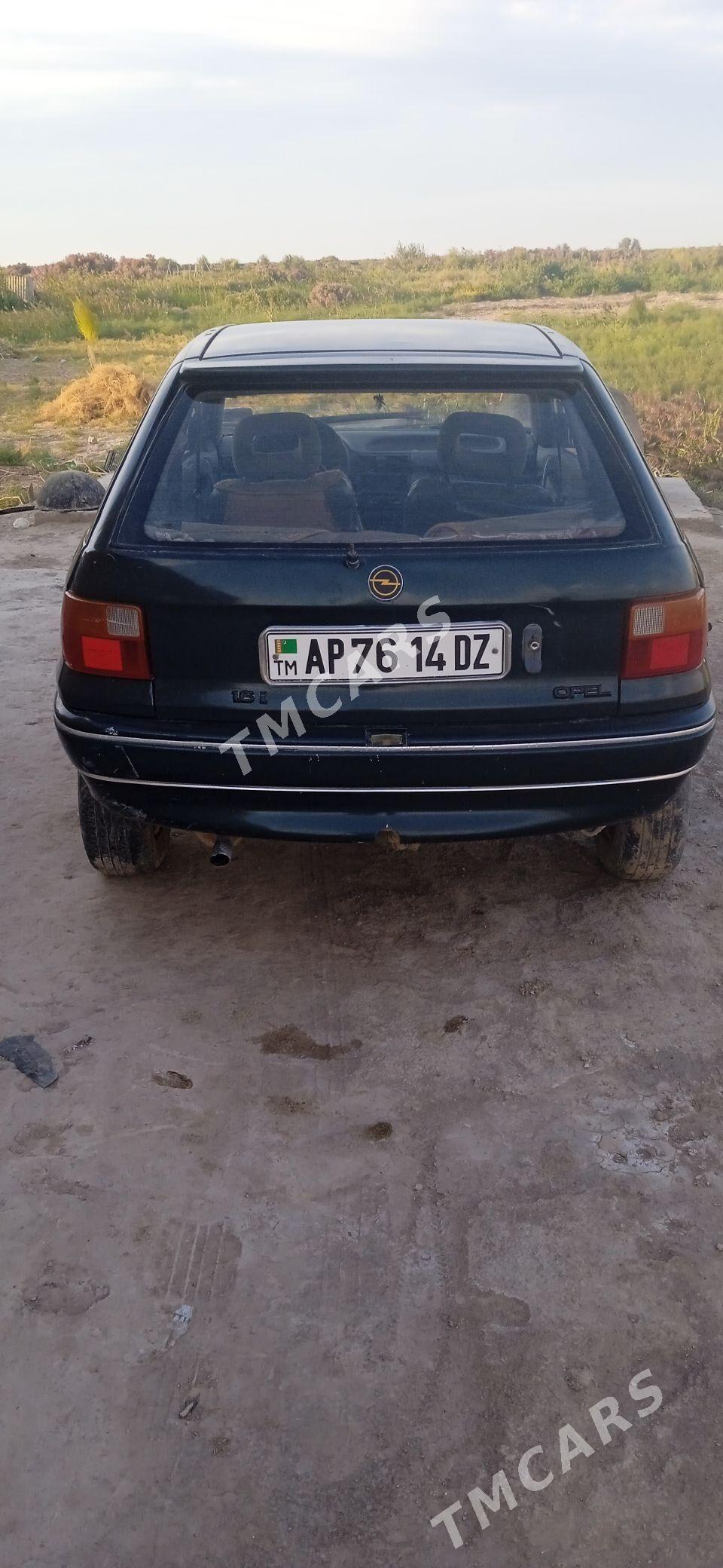 Opel Vectra 1992 - 19 000 TMT - Türkmenbaşy etr. - img 3